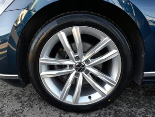 Passat Variant ELEGANCE 2,0 TDI DSG - Image 15