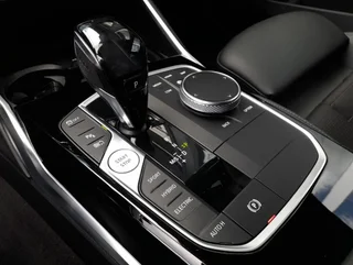 330 e Touring SPORTLINE PHEV Aut. - Image 8