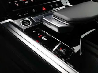 e-tron 50 quattro S-LINE BLACK EDITION - Image 9