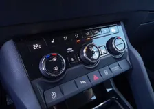 Karoq STYLE 1,6 TDI DSG - Image 8