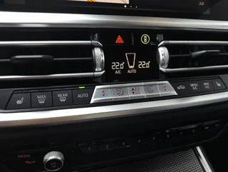 330 e Touring M-SPORT 4x4 PHEV Aut. - Image 6