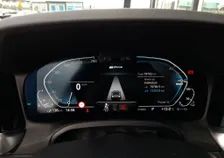 330 e Touring SPORTLINE 4x4 PHEV Aut. - Image 9