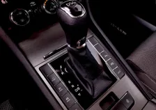 Superb Kombi STYLE PHEV 156/218 DSG - Image 8