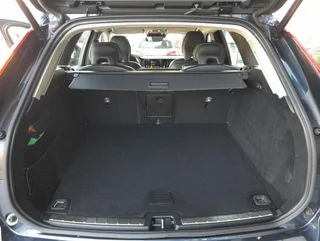 XC60 B4 MOMENTUM PRO 4x4 Aut. - Image 14