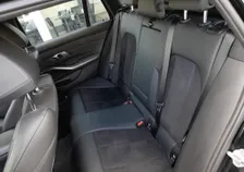 330 e PHEV 4x4 Touring Aut. - Image 13