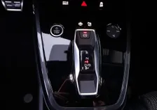 Q4 e-tron 50 quattro S-LINE - Image 9