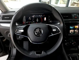 Superb Kombi STYLE PHEV 156/218 DSG - Image 10