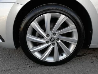 Octavia Combi STYLE IV PHEV DSG - Image 15