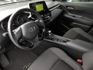 C-HR 2,0 Hybrid Aut. - Image 9