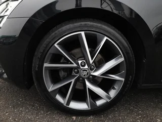 Superb Kombi SPORTLINE 156/218 PHEV DSG - Image 18