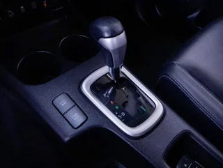 Hilux LOUNGE 2,4D-4DDouble Cab Aut. 4D - Image 7