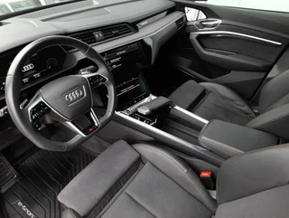 e-tron SB 55 quattro S-LINE BLACK EDITION - Image 10