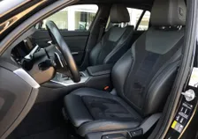 330 e Touring M-SPORT 4x4 PHEV Aut. - Image 11