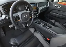 XC60 T6 R-DESIGN 4x4 PHEV Aut - Image 11