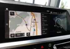 330 e Touring SPORT-LINE PHEV Aut. - Image 5