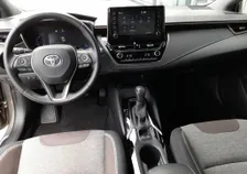 Corolla Kombi TREK 2,0 Hybrid Aut. - Image 3