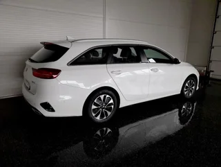 Ceed SW PHEV Aut - Image 2