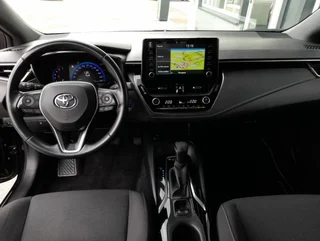 Corolla DYNAMIC 1,8 Hybrid Aut. - Image 3