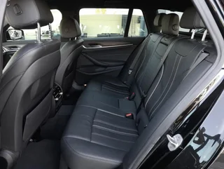 530 e Touring LUXURY LINE PHEV 4x4 Aut - Image 13