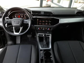 Q3 Business-Line 35 TDI S-tr. - Image 3