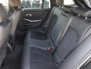 330 e Touring M-SPORT 4x4 PHEV Aut. - Image 12