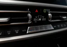 320 d Touring SPORT Aut. - Image 6