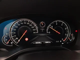 X3 20d M-SPORT 4x4 Aut - Image 8