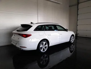 Leon ST FR-LINE 204 PHEV DSG - Image 2