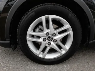 C-HR 2,0 Hybrid Aut. - Image 13