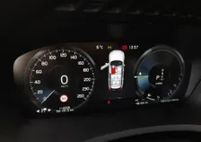 XC90 T8 MOMENTUM PRO PHEV 4x4 Aut - Image 7