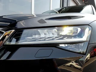 Superb Kombi STYLE PHEV 156/218 DSG - Image 17