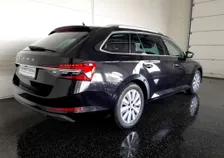 Superb Kombi STYLE PHEV 156/218 DSG - Image 2