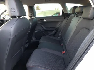 Leon ST FR-LINE 204 PHEV DSG - Image 10