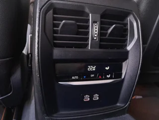 330 e Touring SPORT-LINE PHEV Aut. - Image 13