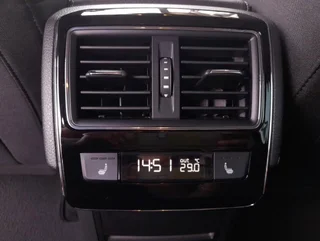 Superb Kombi STYLE PHEV 156/218 DSG - Image 15