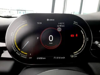 Cooper SE 32,6kWh Aut - Image 9