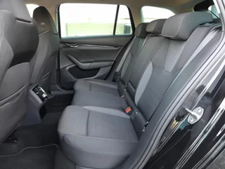 Octavia Combi IV PHEV DSG - Image 12