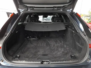 V90 T8 R-DESIGN PHEV 4x4 Aut. - Image 16