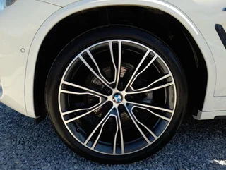 X4 M-SPORT 4x4 20d Aut. - Image 17