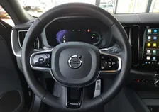 XC60 T6 R-DESIGN 4x4 PHEV Aut - Image 9