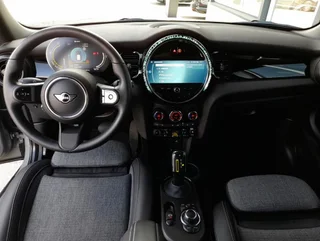 Cooper MINI Cooper SE 32,6kWh Aut - Image 3