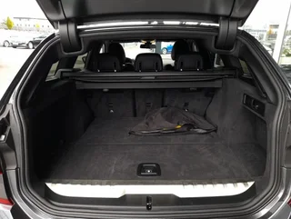 330 e Touring M-SPORT PHEV Aut - Image 14