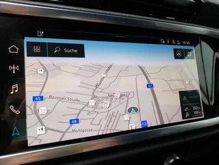 Q3 S-LINE 45 TFSI E PHEV S-tr - Image 5