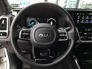 Sorento PLATINUM 4X4 PHEV Aut - Image 9