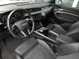 e-tron 50 quattro S-LINE BLACK EDITION - Image 12