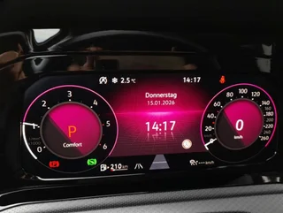 Golf VIII ACTIVE 2,0 TDI DSG - Image 8