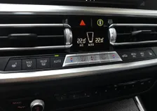 330 e Touring M-SPORT 4x4 PHEV Aut. - Image 6