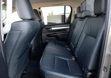 Hilux LOUNGE 2,4D-4DDouble Cab Aut. 4D - Image 13