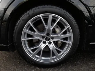 e-tron SB 50 quattro S-LINE - Image 17