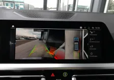 330 e Touring SPORTLINE 4x4 PHEV Aut. - Image 4